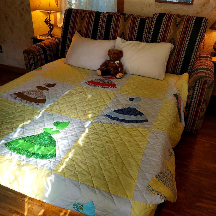 Three Bears Inn Saint Anthony Extérieur photo